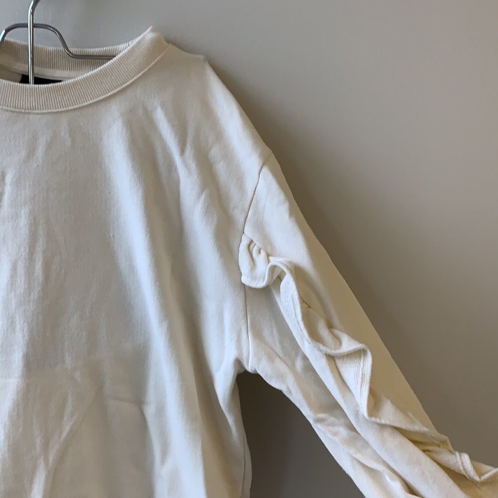 Who What Wear Ruffle Top - Picture 2 of 3